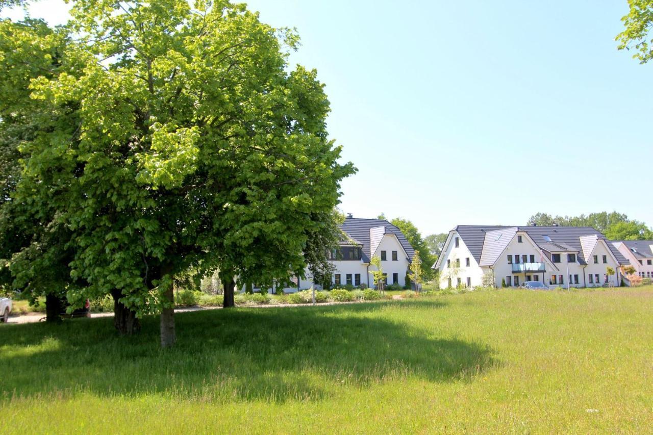 Strandnahe Fewo Mit Balkon, Gratis Nutzung Vom Ahoi Erlebnisbad Und Sauna In Sellin - Rex Rugia Fewo 13-7 Lobbe Exterior photo